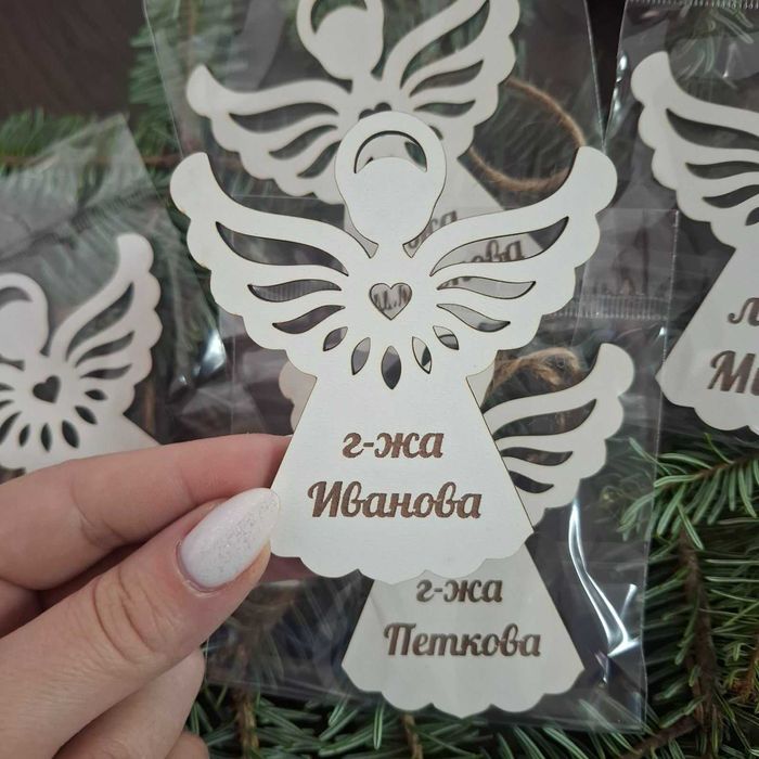 Подаръци за ученици, учители, деца, изработени с персонализация