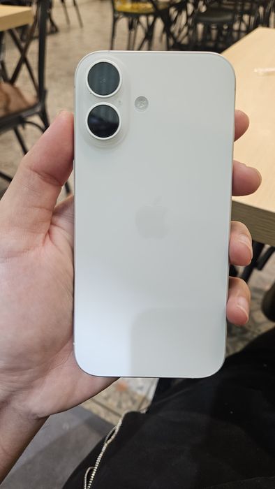 Iphone 16 белый 128gb