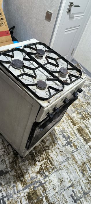 Газ плита сотилади ишлаб турупти йониши зур.Уйо буйогига караворш кере