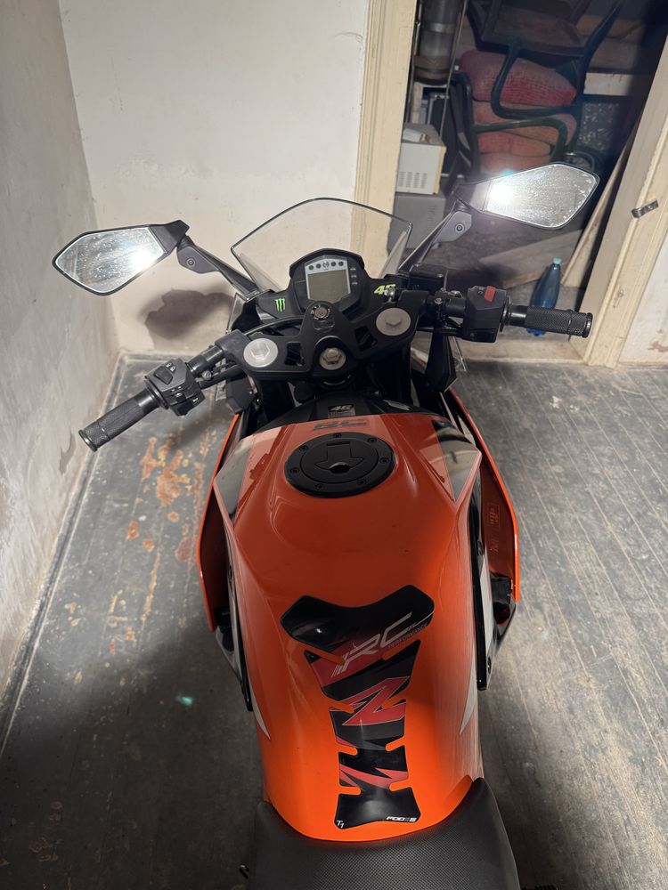 KTM RC 125 – An 2017 – 18.000km IMPECABIL (nu aprilia ,cbr,yzf,exc)