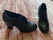 Pantofi din piele