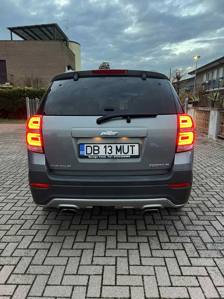 Vând Chevrolet captiva