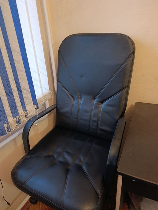 Продается Стул офисный