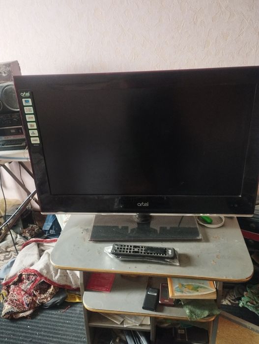 Продам ТВ артэль за 700 тыс сум