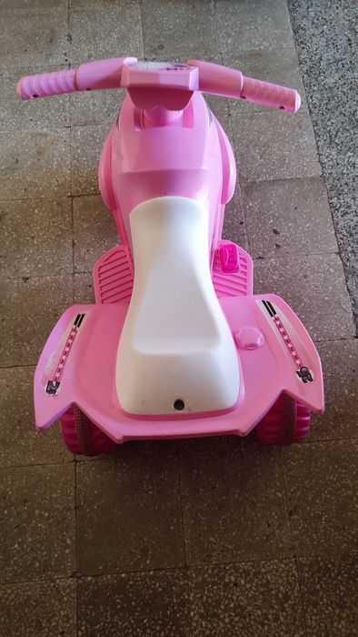 Акумулаторен мотор