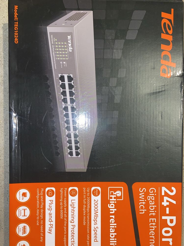 Switch Desktop Tenda TEG1024D, 24Porturi 10/100/1000Mbps