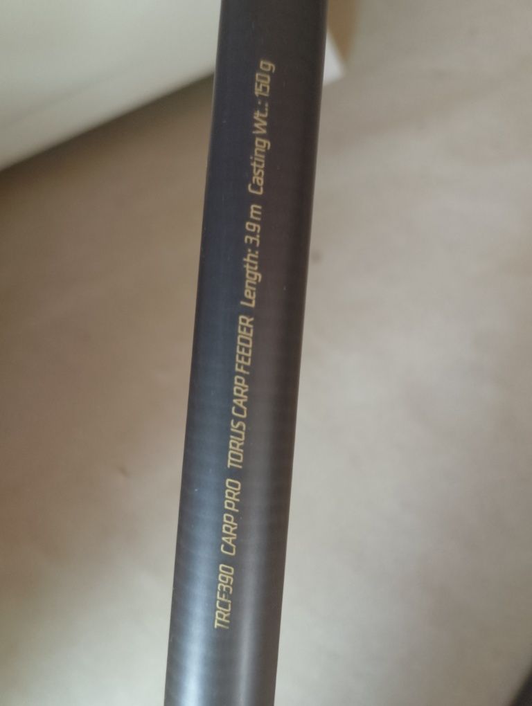 Макара Daiwa TD4012QD 2 броя фидер а,спининг и твърд калъф