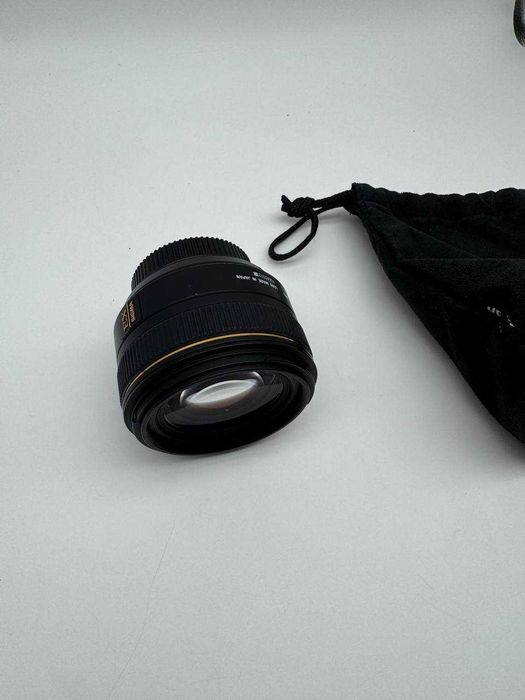 SIGMA 30mm 1:1.4 DC HSM