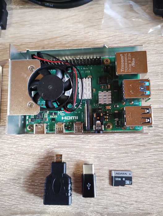 Raspberry Pi 4B 2GB