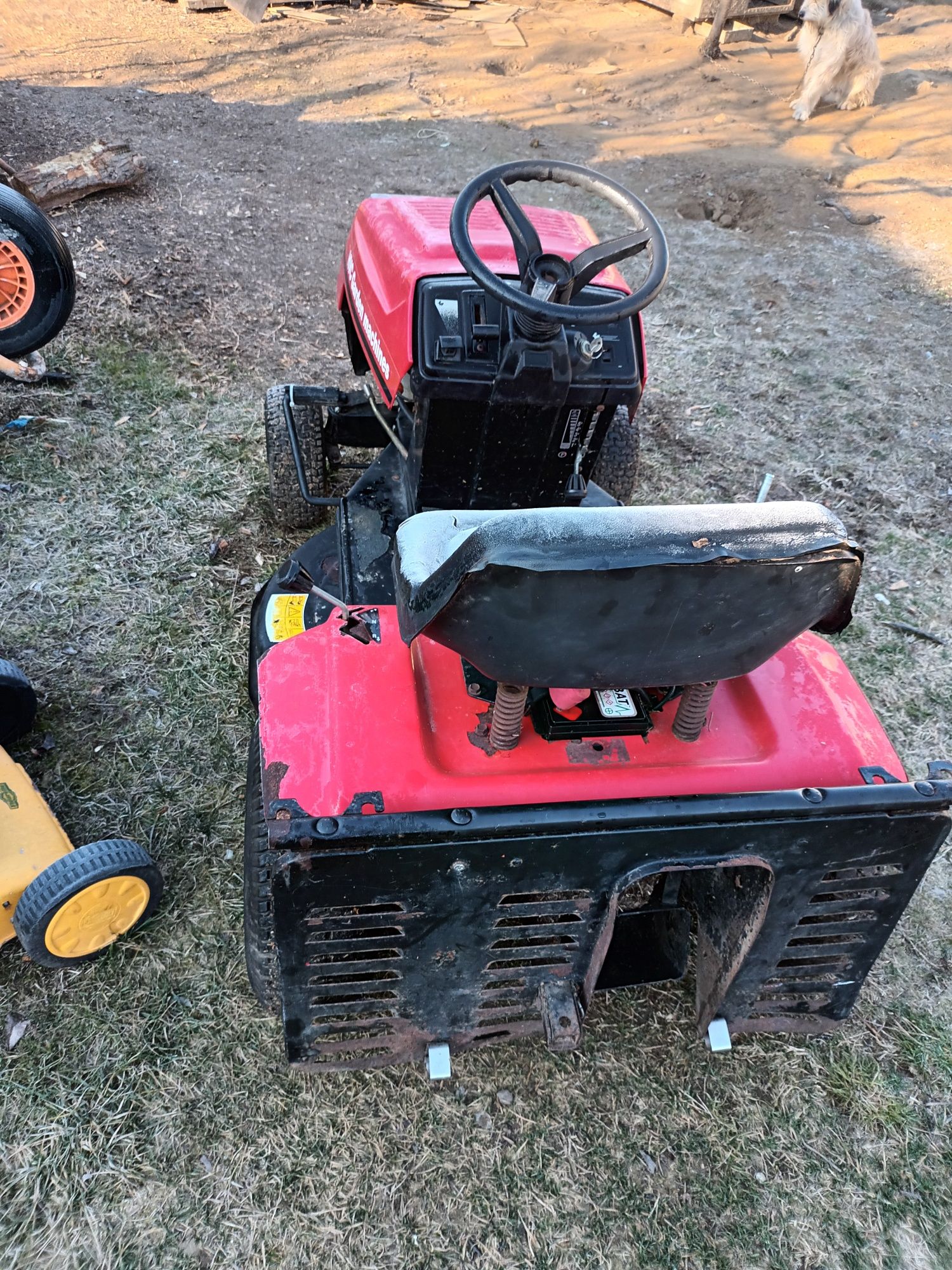 Tractoras de tuns gazon