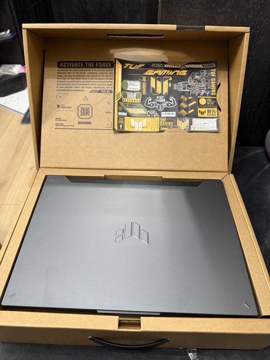 Asus tuf gaming a15 RYZEN 7735hs