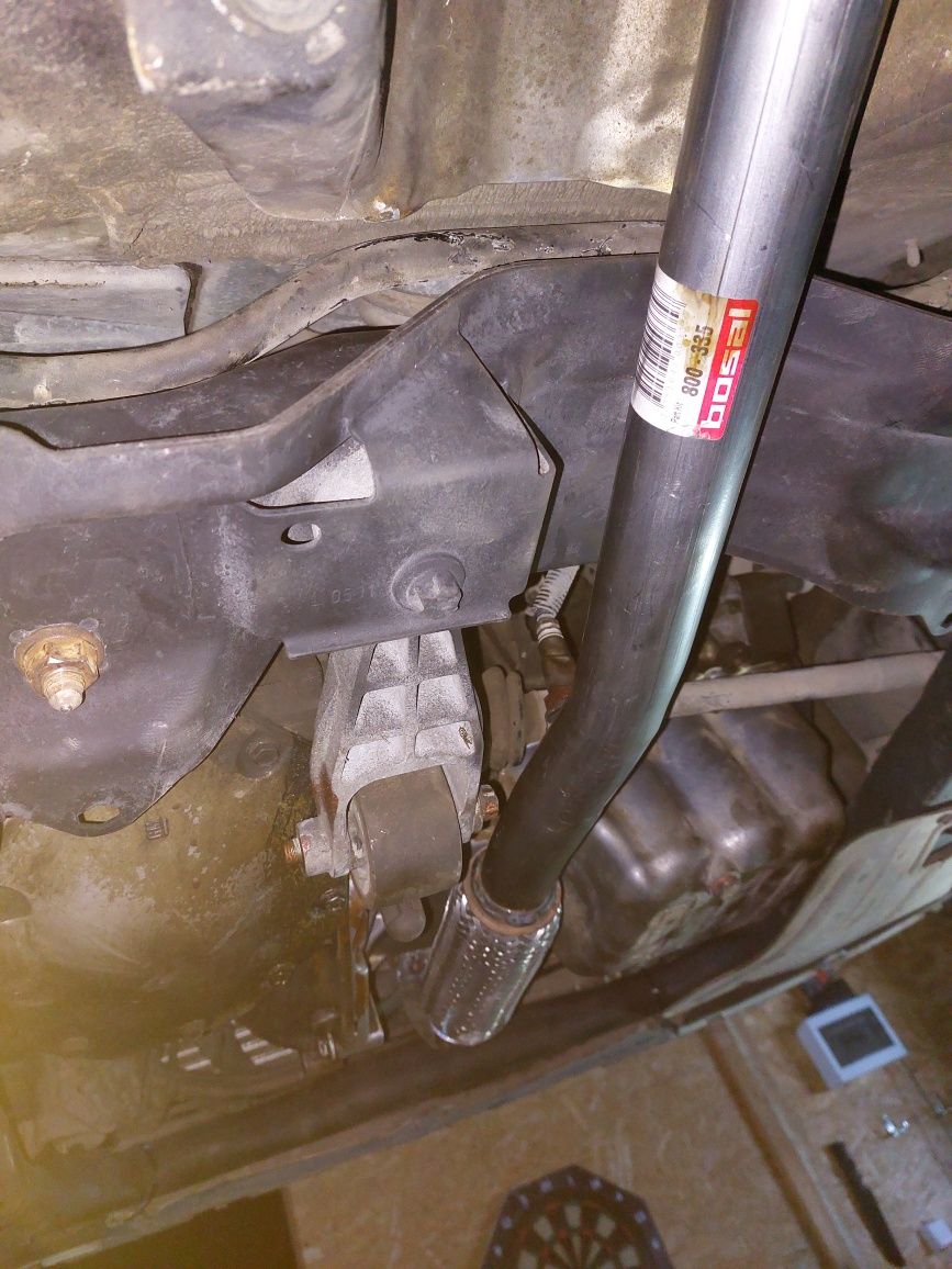 Mecanic auto pe traseu sau domiciliu
