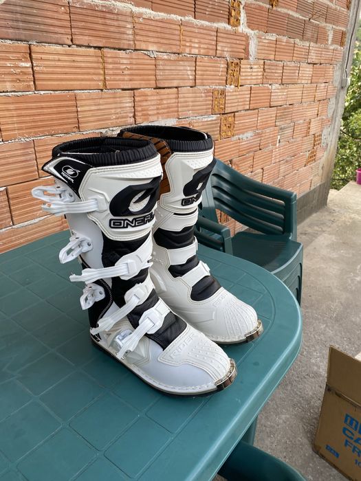 Продават се Oneal 42 номер