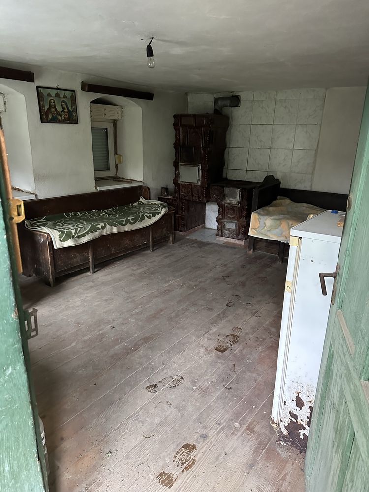 Casa traditionala de vanzare in satul Sebeşu de Sus