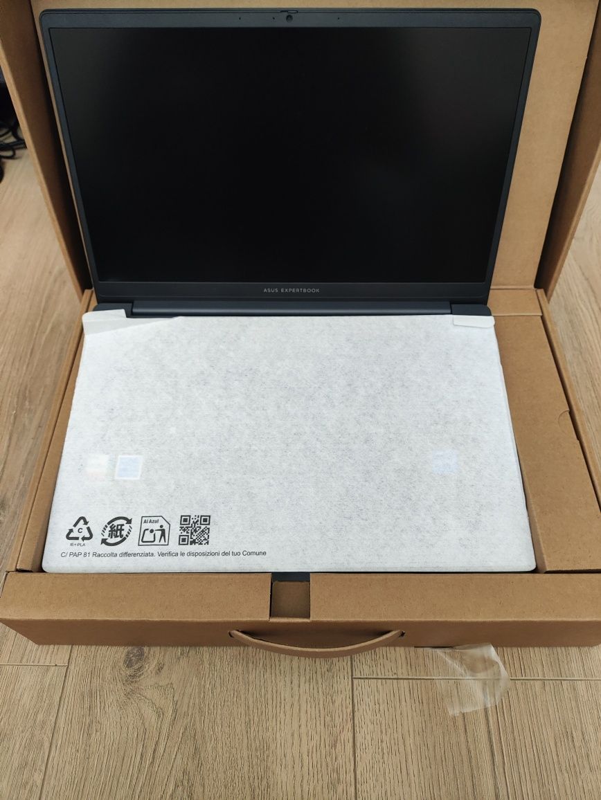Продам Новый ASUS ExpertBook Core i5 1335U 1335U