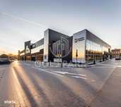 Spatiu Comercial in Centru Comercial - Zona Traian Vuia - Parcare