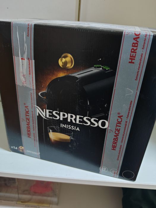 Nespresso Inissia Delonghi Nou in cutie sigilat