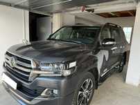 Toyota Land Cruiser Toyota Land Cruiser L200 V8 4.6 Benzina Executive Lounge 7 Locuri