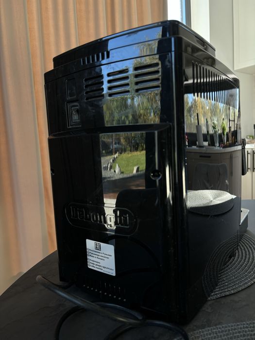 Aparat de cafea DeLonghi