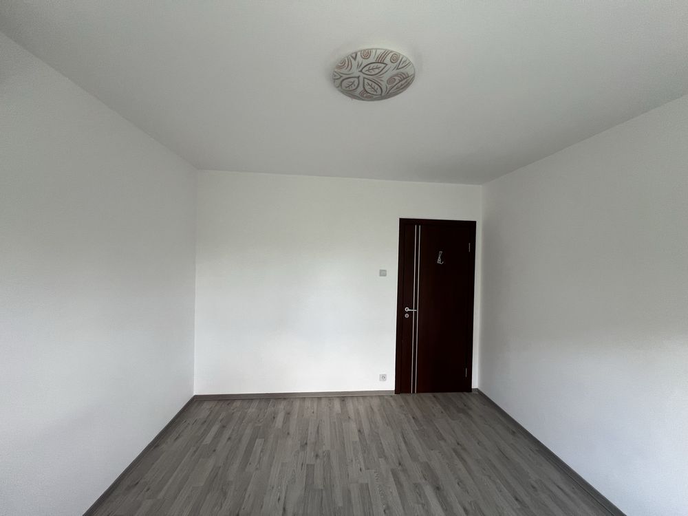 Vand apartament 2 camere Drumul Taberei