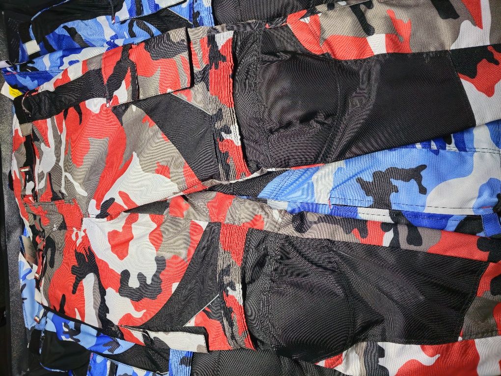 Pantaloni moto xl noi ofertă