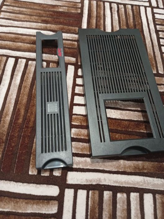 Mască (grilă) ups Apc    5000/ 2200