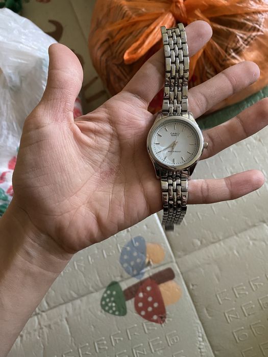 Часы Casio серебрый