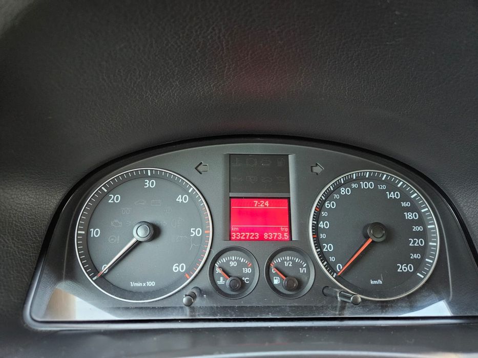 Vând Vw Touran 1.9 TDI 105 cp