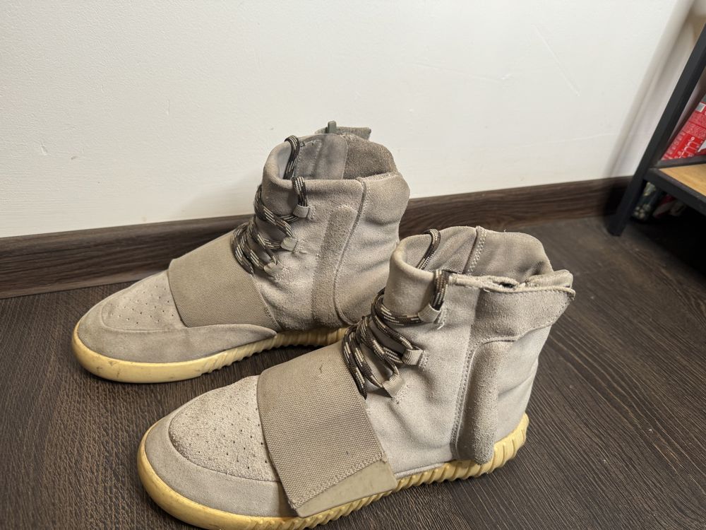 YEEZY Boost 750 marime 43,1/3