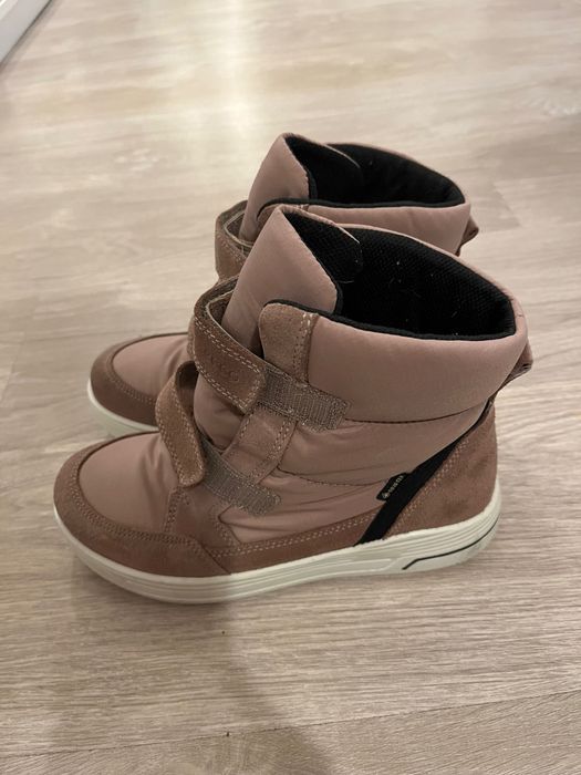 Ghete ECCO fete impermeabile Goretex marimea 35