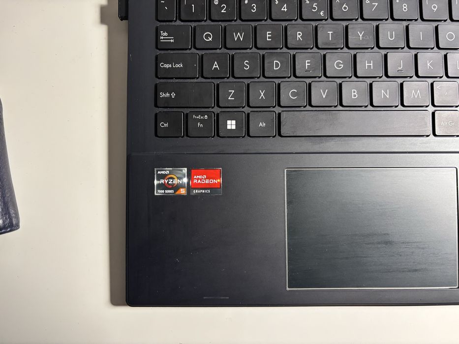 Laptop ASUS VivoBook Go 14/15