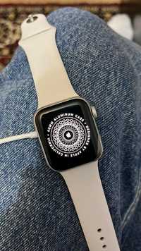 Продам apple watch se  2