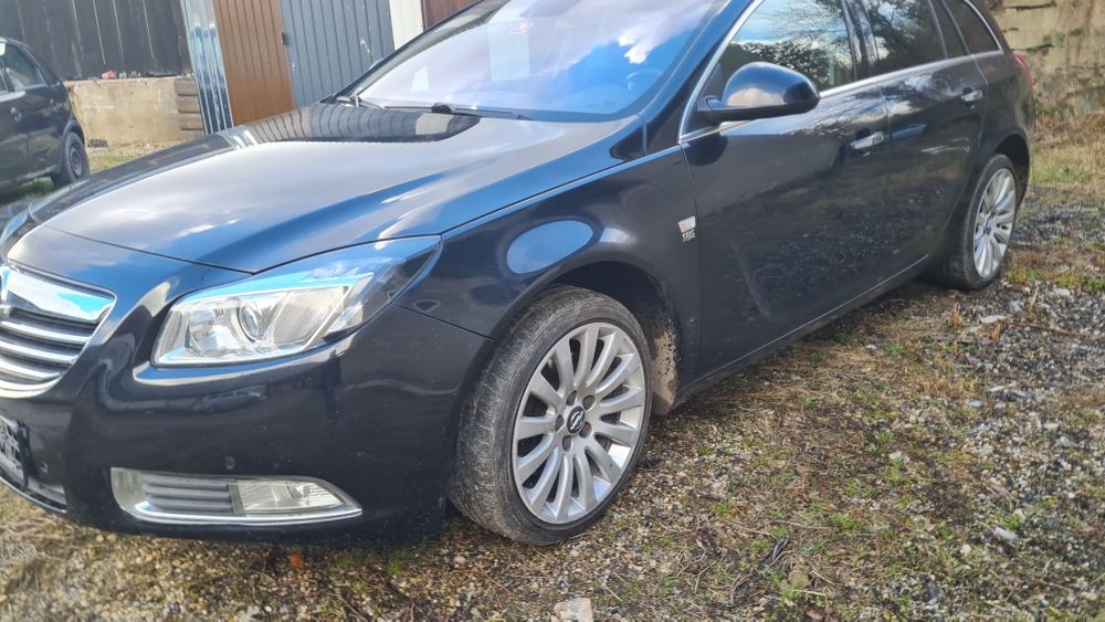 Capota opel insignia neagra