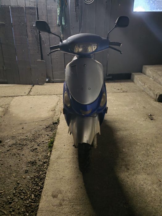 De vanzare scuter chimco 49cc