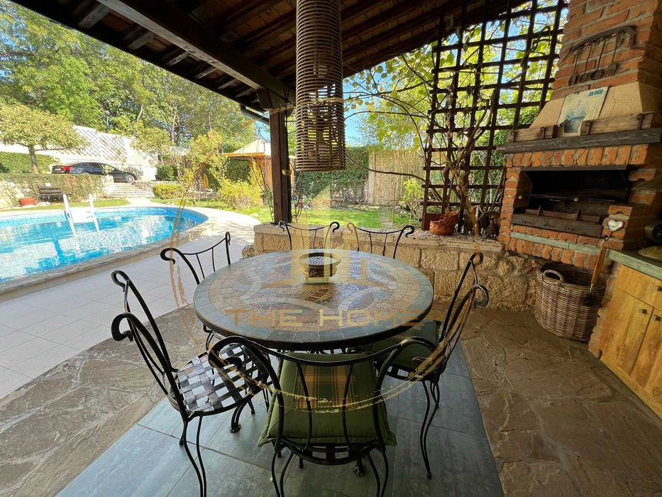 Луксозна Самостоятелна Къща