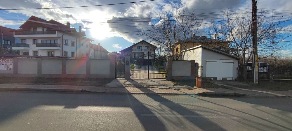 Casă de vânzare Ipotești ( zona Hereditas )