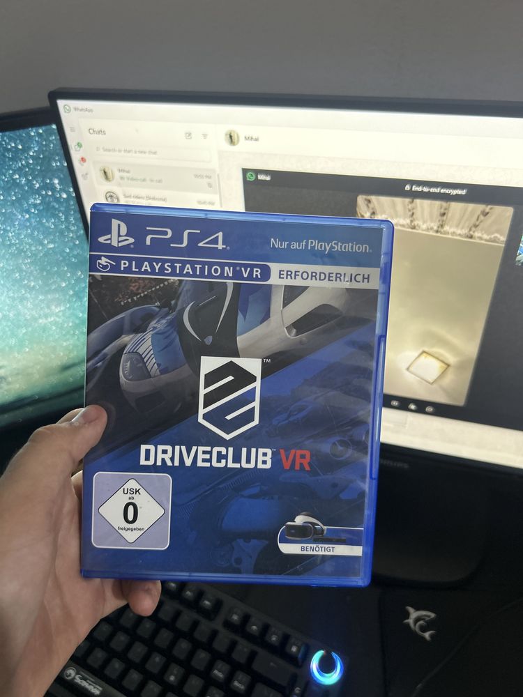 Vand ochelari vr pentru ps4 + 3 jocuri