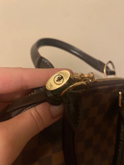 Geanta luis Vuitton