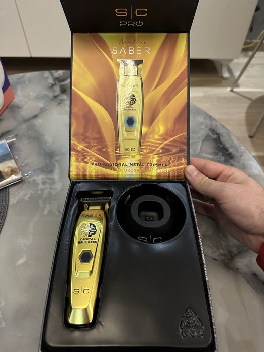 Контурна Машинка Style Craft Saber Trimer