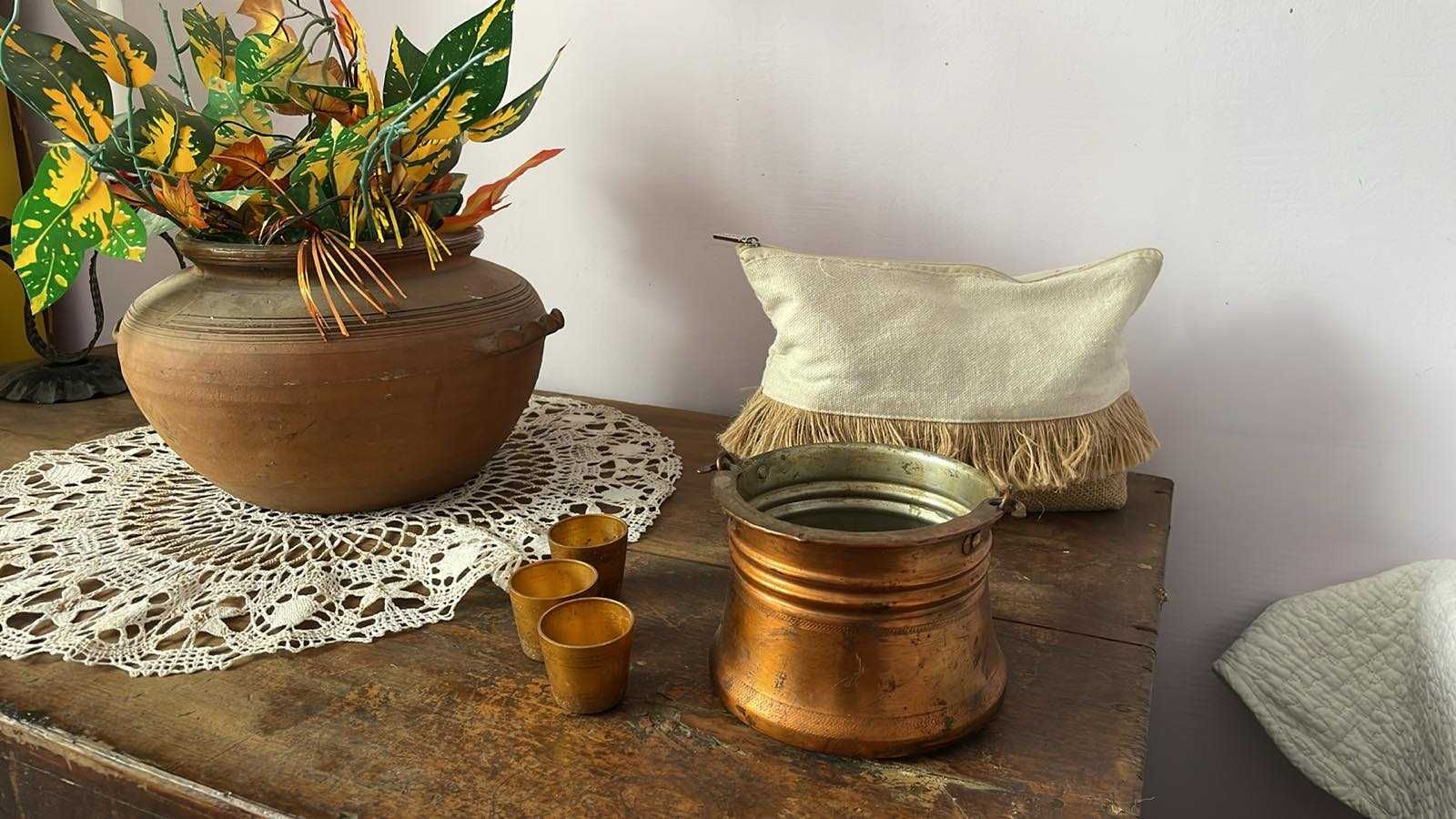Къща с двор в с. Медвен общ. Котел Сливен