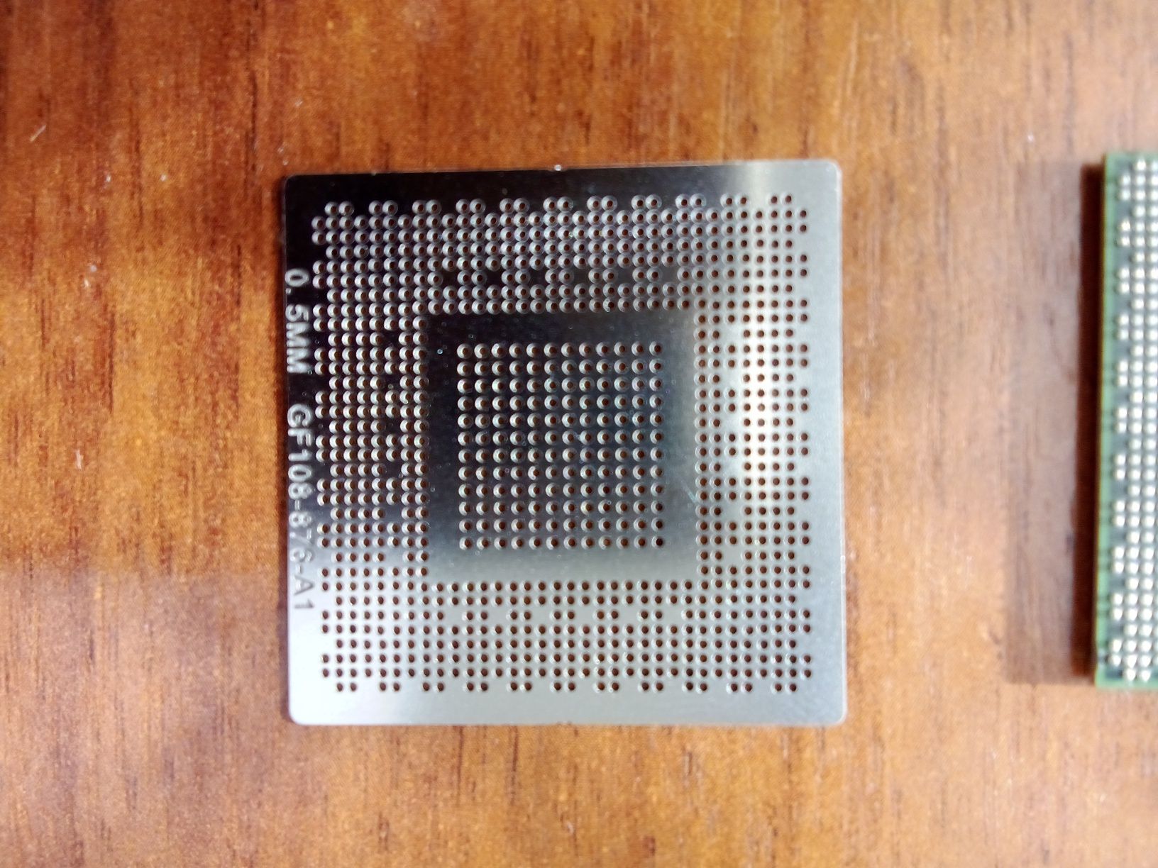 Видеочип N14M-GL-B-A2 (GeForce 710)
