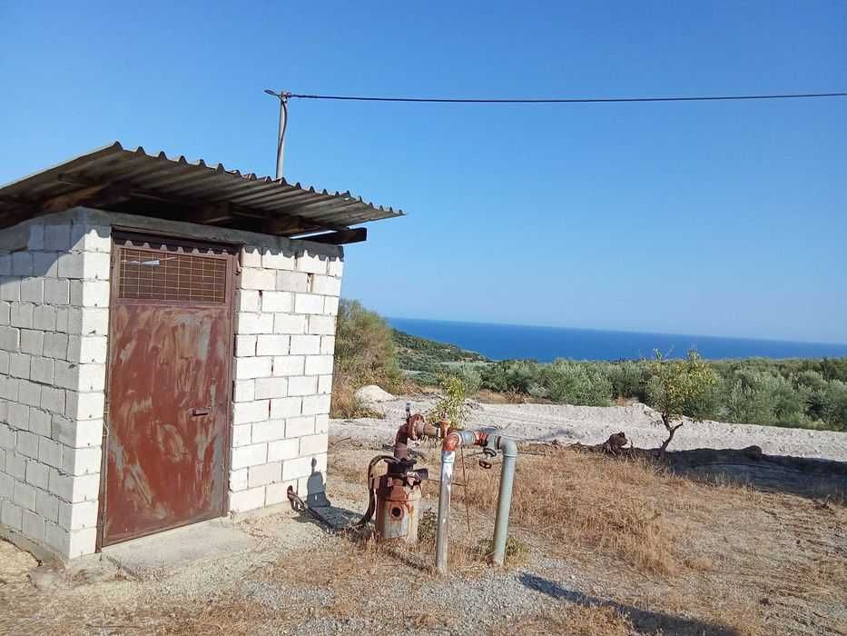 Място до Неа Перамос с панорама към морето -20000 евро.