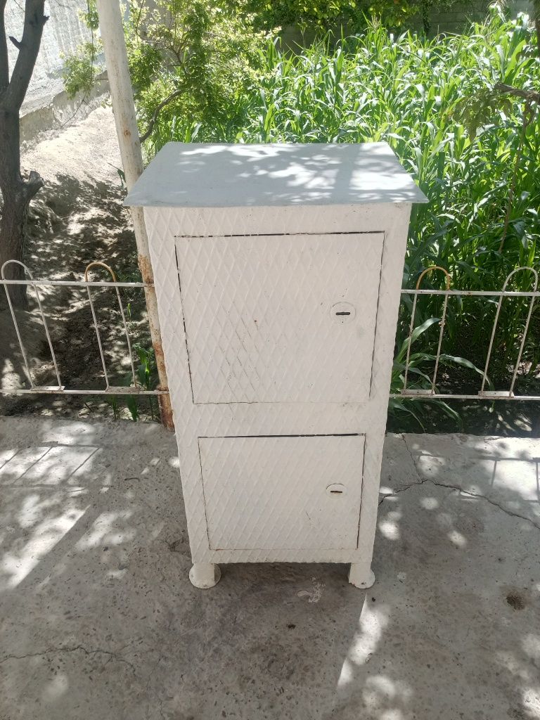 Sef sotiladi yaxshi xolatda