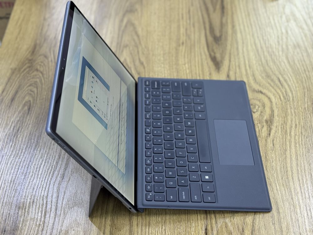 Dell Latitude 7230 Detachable sotiladi! Biznes klass noutbuk
