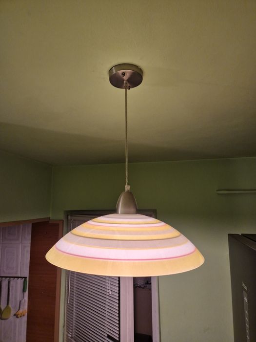 Lustra cu înălțime reglabila