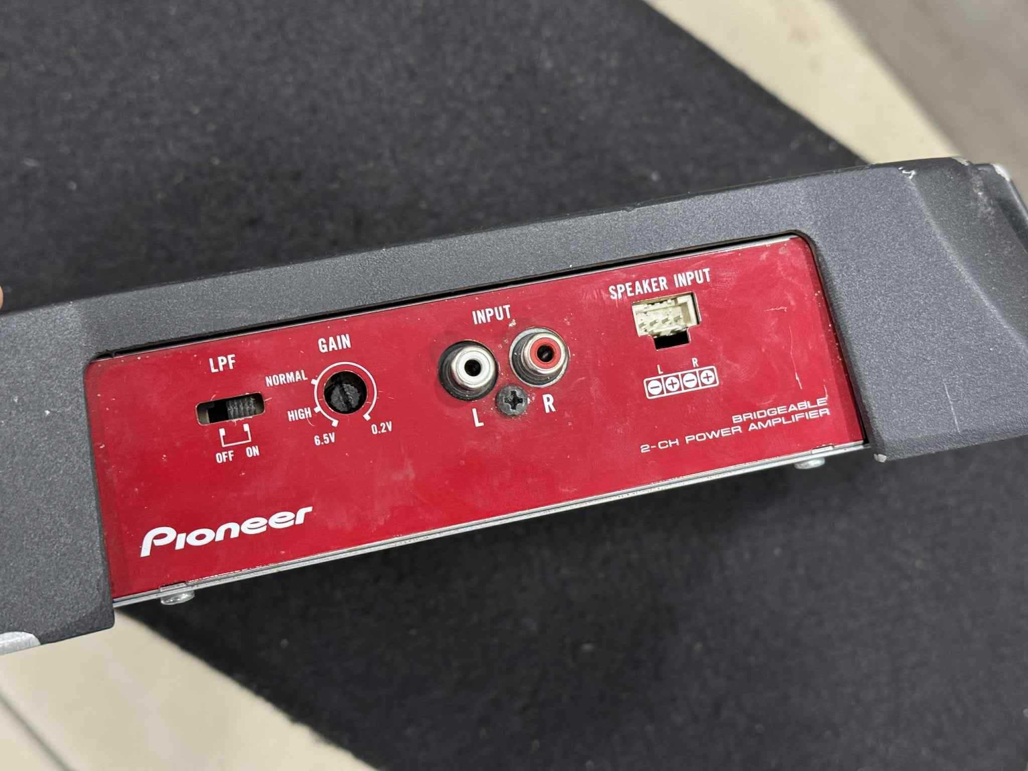 Бас Каса JBL + Усилвател Pioneer