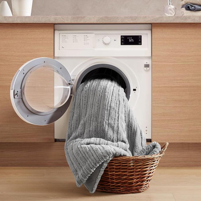 Adyol yuvish, Чистка Химчистка, Стирка одеял, Корпа ювиш, Ko'rpacha