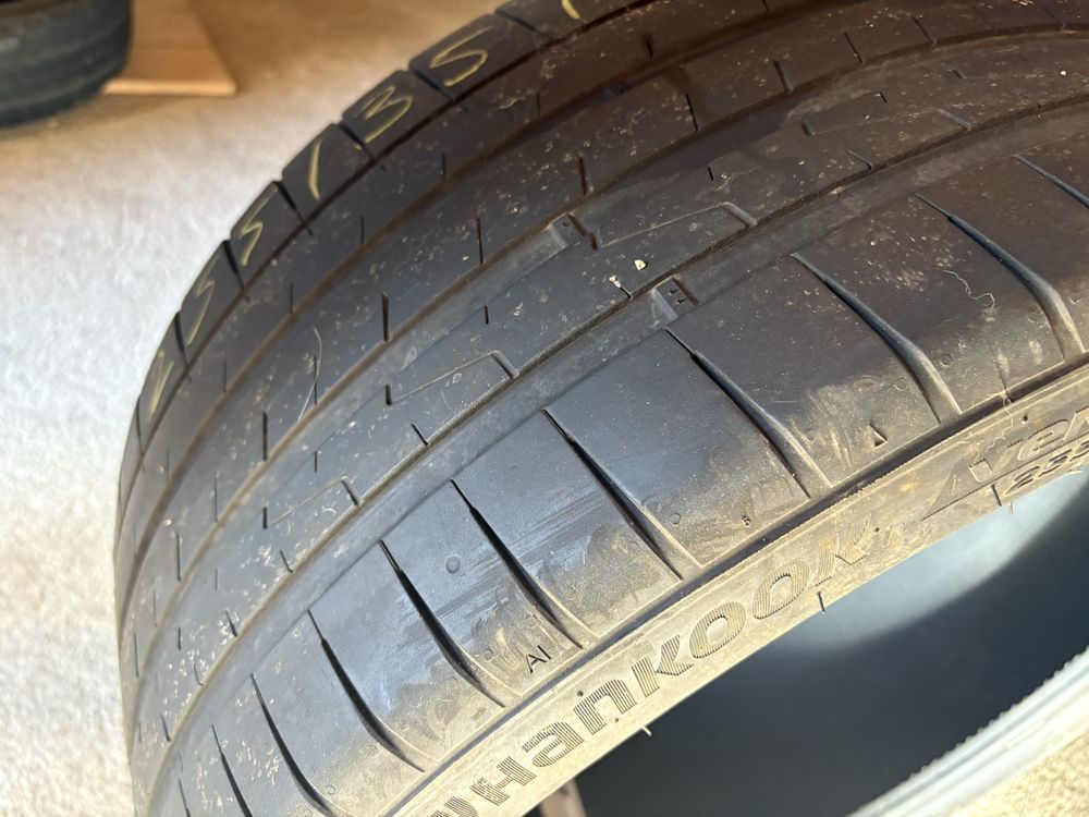 Hankook Ventus 255/35 R20