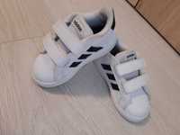 Adidas copii, marimea 22