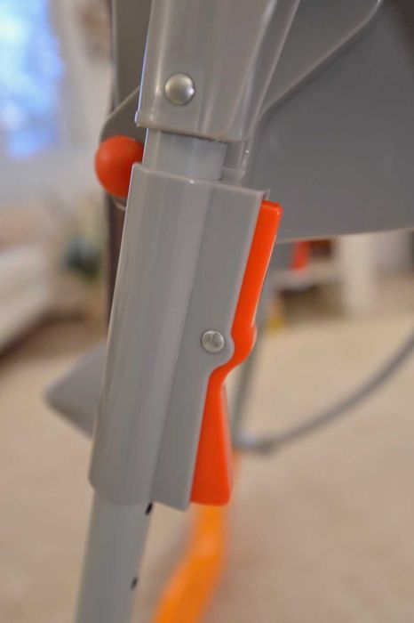 Scaun de masa bebe BabyDesign Giraffe